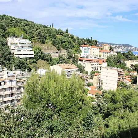 Hilltop Studio Apartamento
